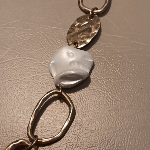 Charlie Paige women's matching set gold tone coin faux pearl necklace & earrings - Picture 7 of 13